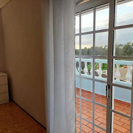 Margot: Grande Moradia Com Piscina * Olhao