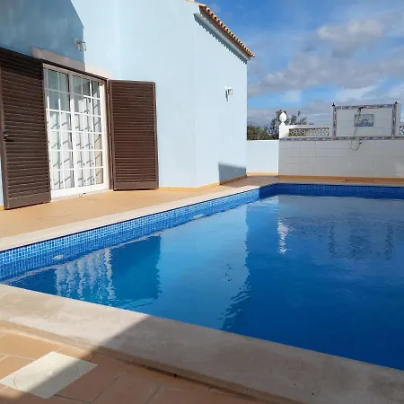 Villa Margot: Grande Moradia Com Piscina *