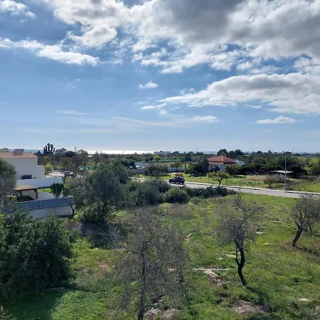 Margot: Grande Moradia Com Piscina Villa