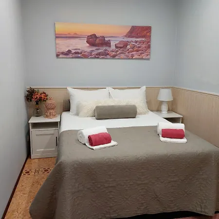 Margot: Grande Moradia Com Piscina * Olhao