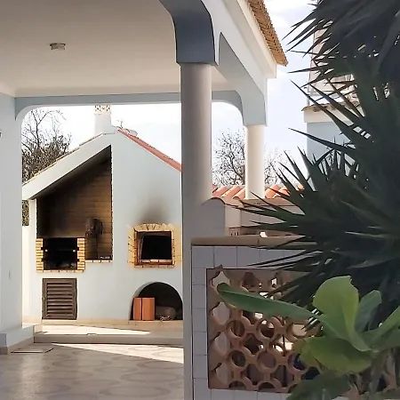 Villa Margot: Grande Moradia Com Piscina *