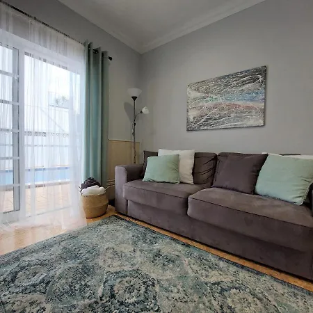 Villa Margot: Grande Moradia Com Piscina