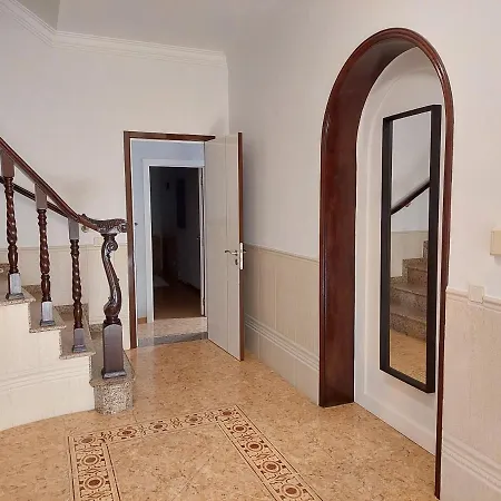 Margot: Grande Moradia Com Piscina Villa