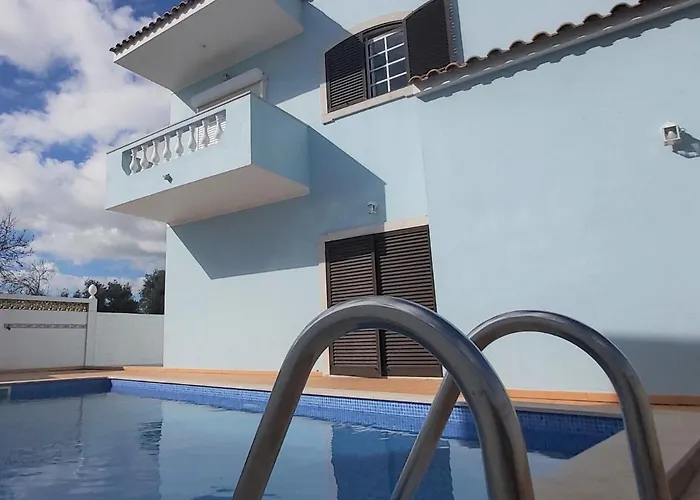 Villa Margot: Grande Moradia Com Piscina