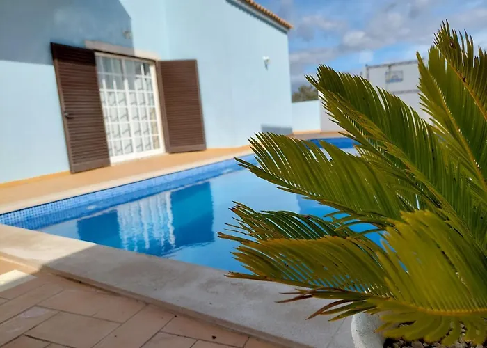 Villa Margot: Grande Moradia Com Piscina *