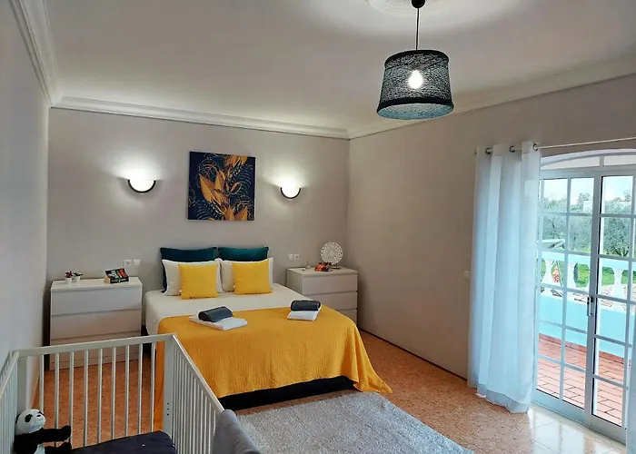 Margot: Grande Moradia Com Piscina Villa *