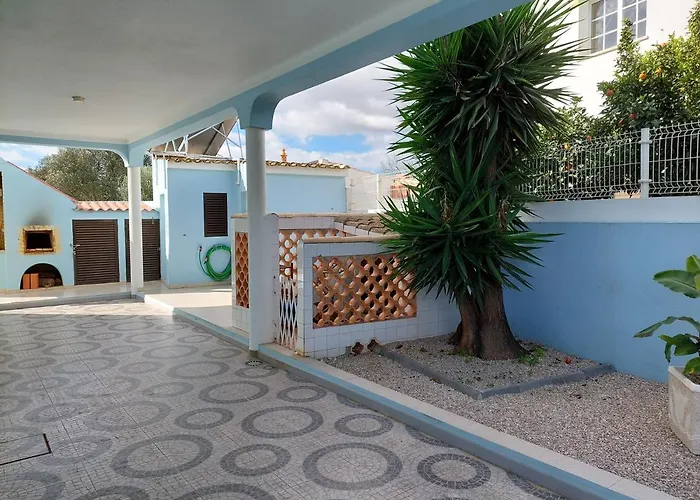 Margot: Grande Moradia Com Piscina Villa Olhão